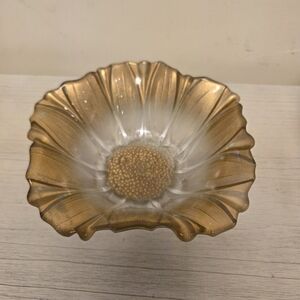Source Unknown Gold and Clear Glass Floral Bowl